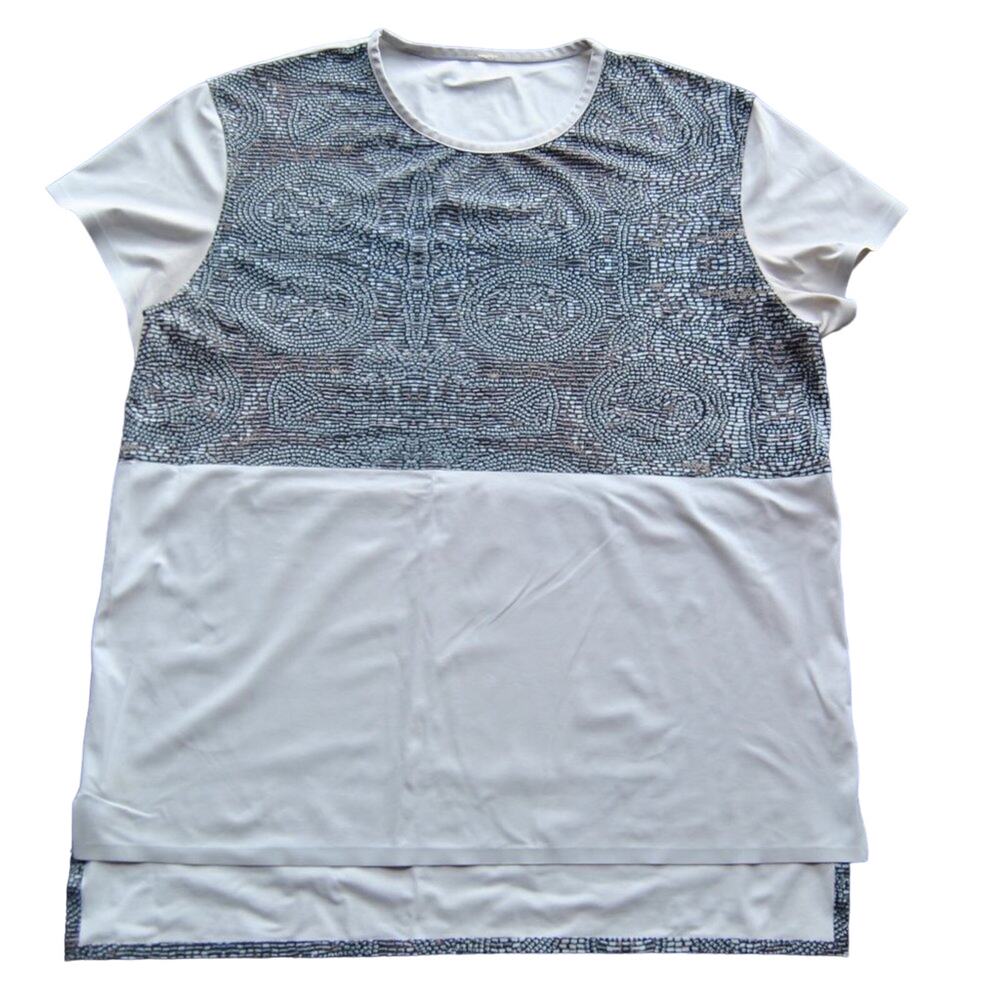 Lululemon Graphic Design White Shirt Large Fit